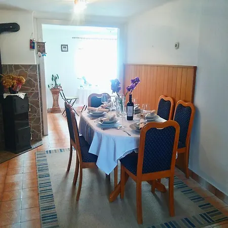 Villa Ella *